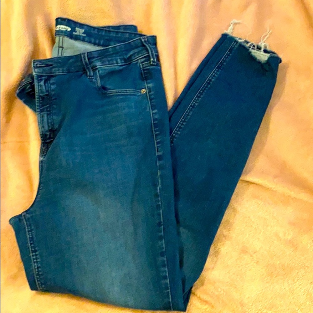 MULTIPLE Size 16L High-Rise Rockstar Jeans
